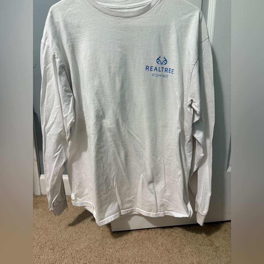 Realtree Men's White and Blue Long Sleeve Tee